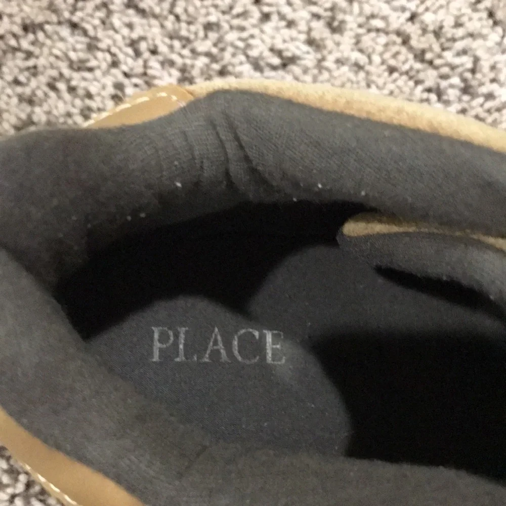 🌈Children’s place shoes​